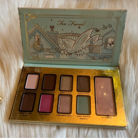 Too Faced Holidays Around the World Eyeshadow Palettes - Picture 4 of 6